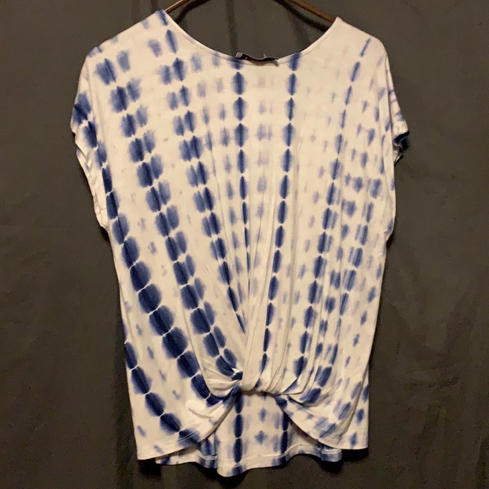 Woman’s lightweight shirt